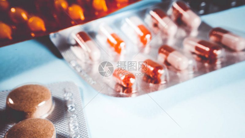 固体制剂设备：揭秘十大品牌背后的技术奥秘**